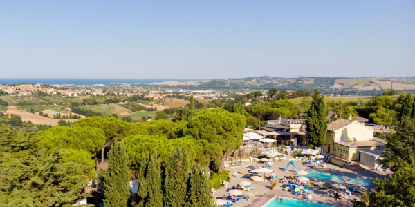 Mar y Sierra Camping Village
