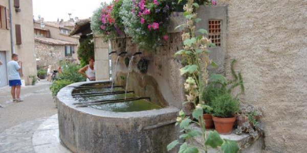 Colori, profumi e acque della Provenza