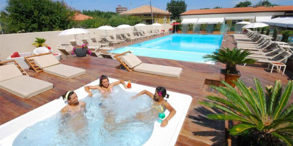 Area camper presso Camping La Mimosa