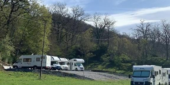Area camper e campeggio Gioia