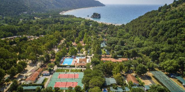 Villaggio Arco Naturale Club