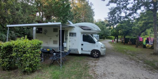 Happy Village & Camping