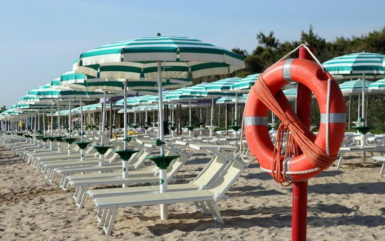 Pineto Beach Village & Camping