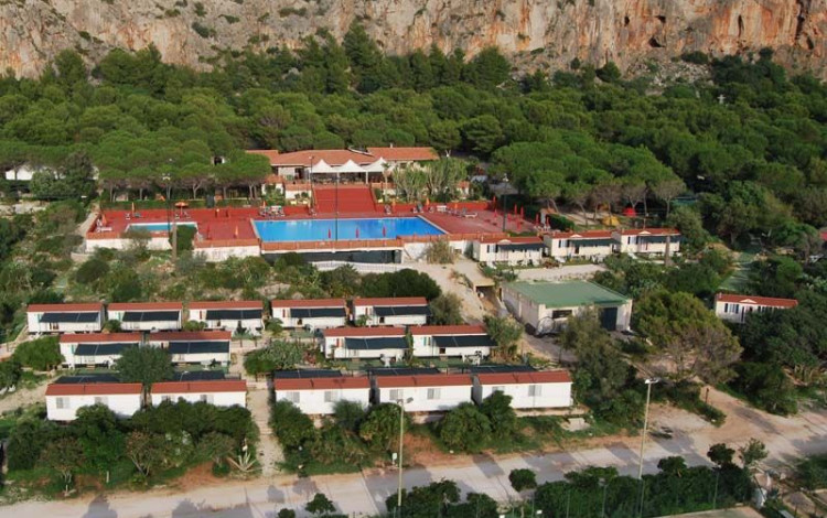 Camping Village El Bahira