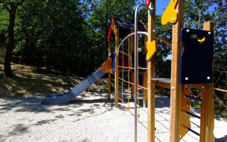 Camping Village Cerquestra