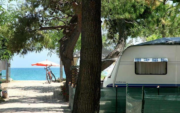 Pineto Beach Village & Camping