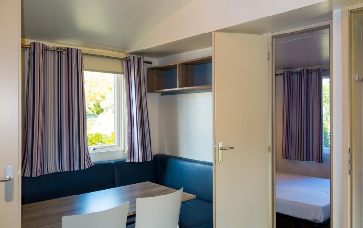 Camping Lacona Pineta