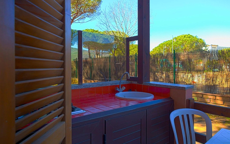 Camping Lacona Pineta