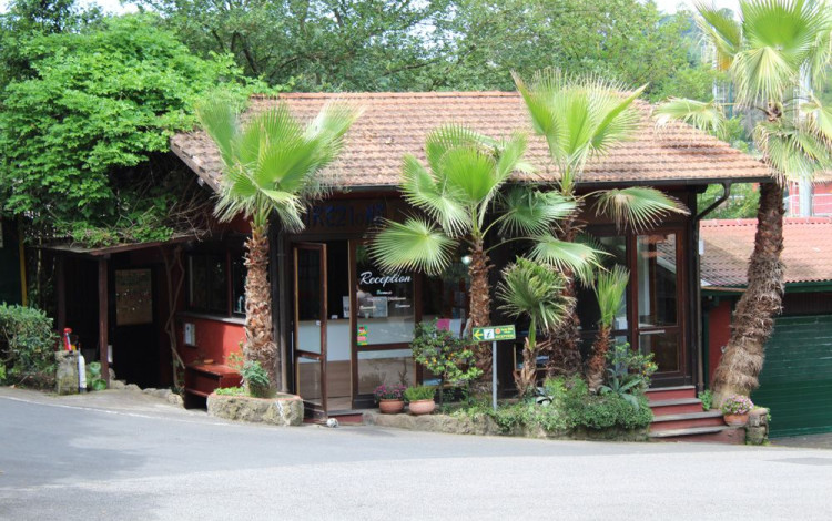 Seven Hills Camping & Village