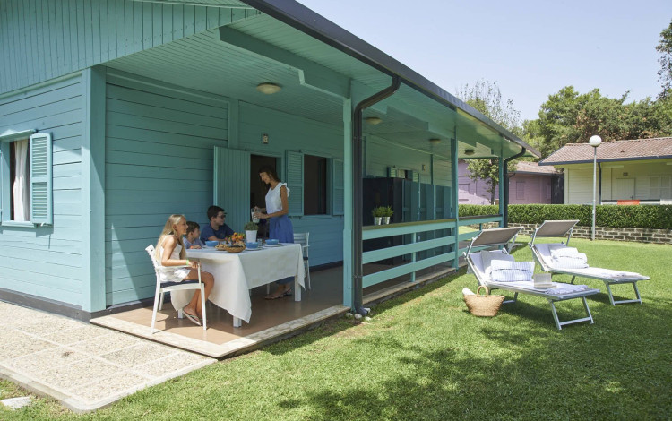 Villaggio Camping Baia Domizia