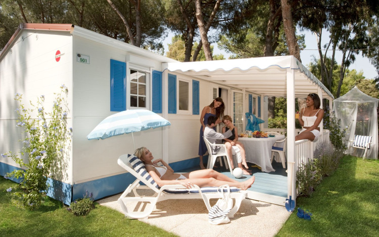 Villaggio Camping Baia Domizia