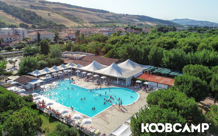 Pineto Beach Village & Camping
