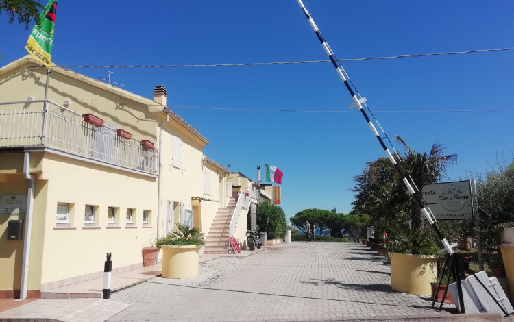 Mar y Sierra Camping Village
