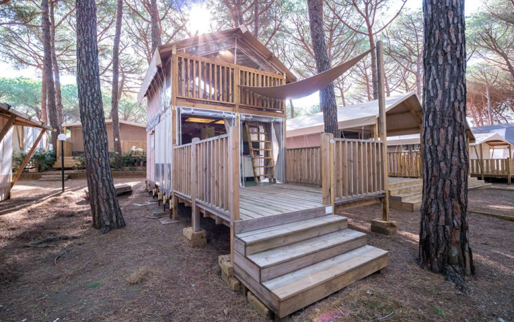 Camping Free Beach