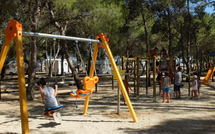 Tiliguerta Glamping & Camping Village