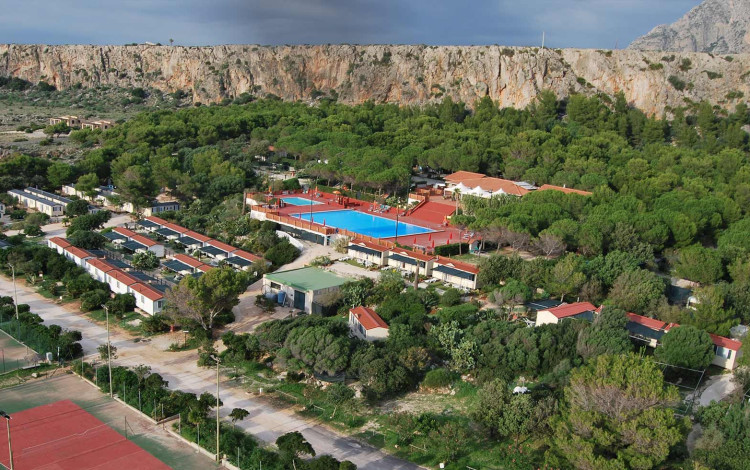 Camping Village El Bahira