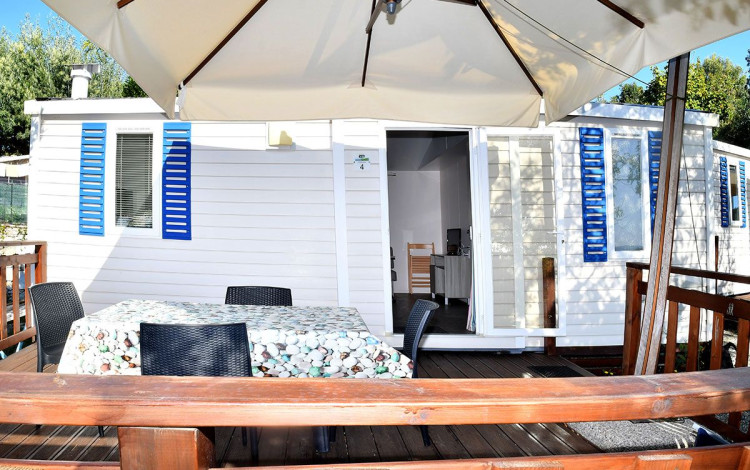 Camping Mare Monti