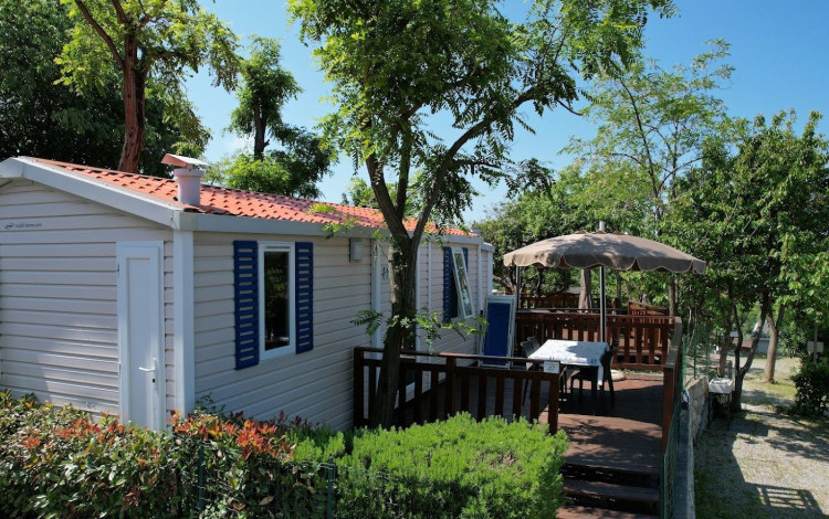 Camping Mare Monti