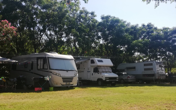 Camping Flintstones Park