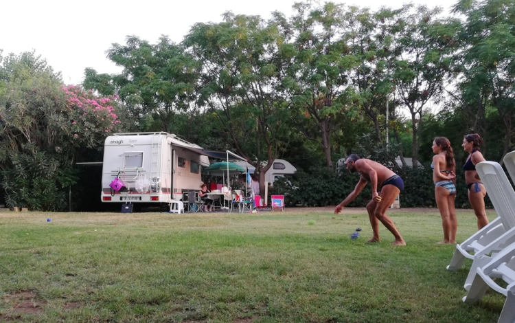 Camping Flintstones Park