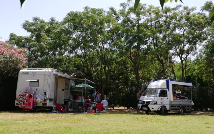 Camping Flintstones Park