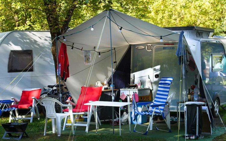 Camping Due Laghi