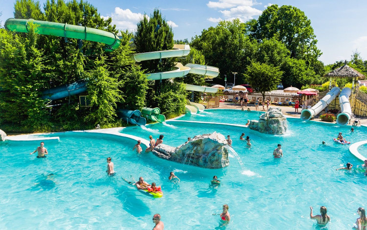Camping Piani di Clodia