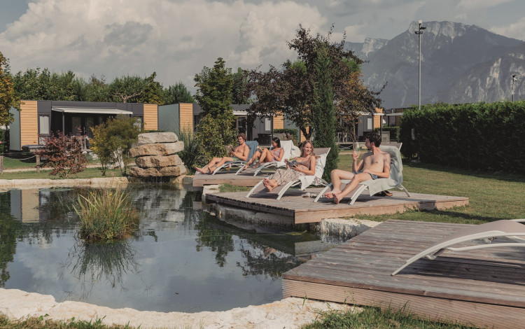 Camping Punta Lago