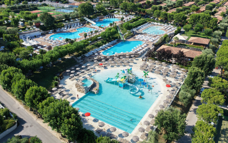 Camping Piani di Clodia