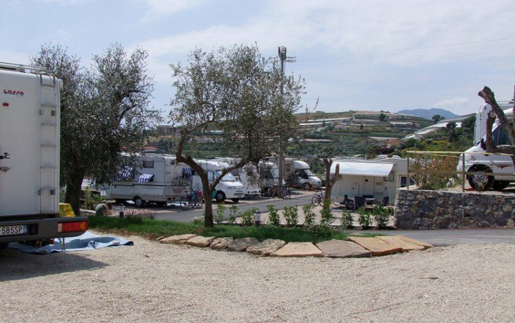 Pedalando tra i Santi