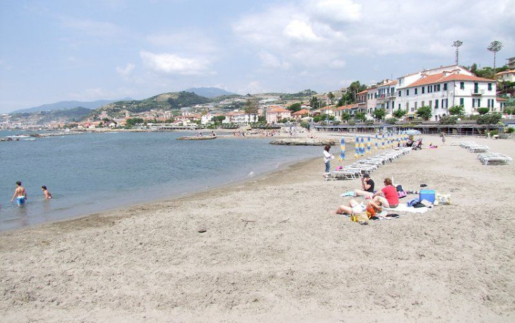 Pedalando tra i Santi