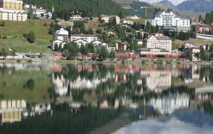 Il trenino rosso del Bernina