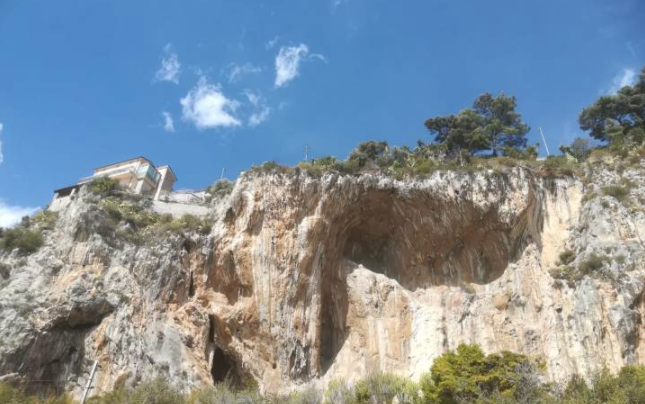Riviere ligure di ponente e francese, senza camper