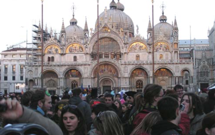 Il carnevale di Venezia e la città d'arte di Firen