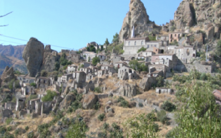Calabria, coste ed entroterra in camper