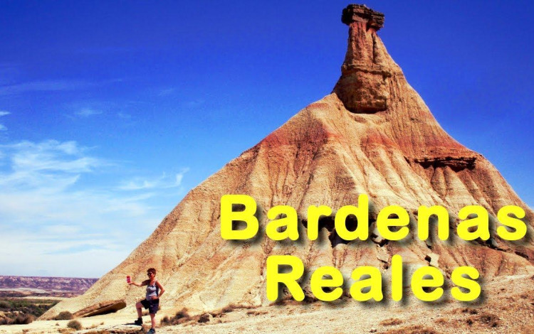 Bardenas Reales in camper