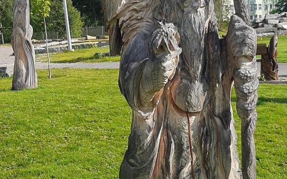 Le statue di legno di Kivijärvi