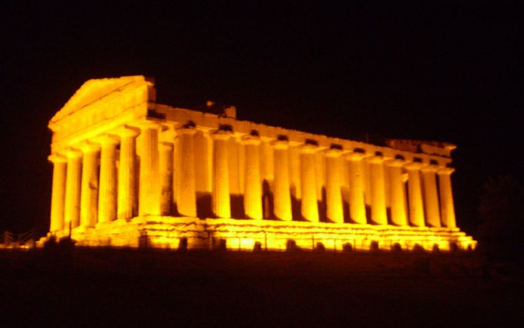 Sicilia 210