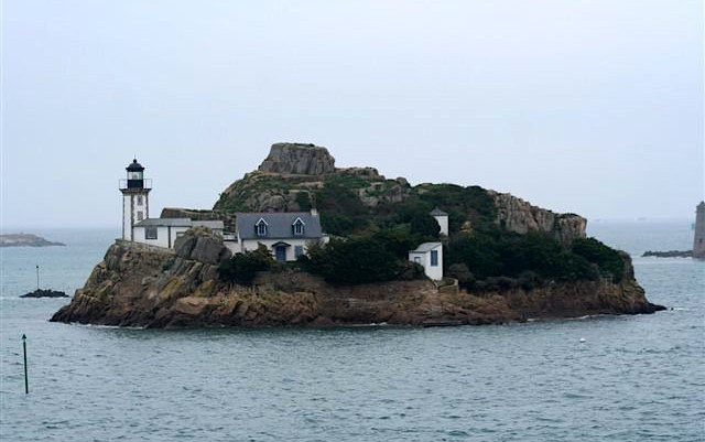 A caccia di fari in Bretagna  