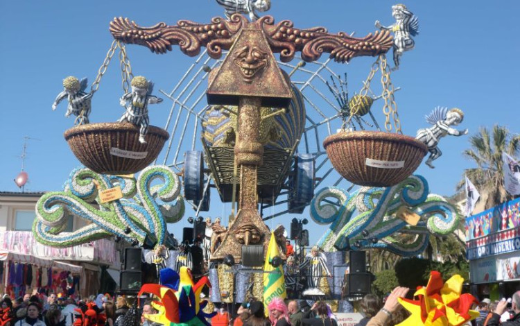 Carnevale a  Viareggio
