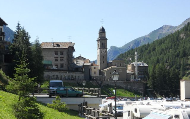 Ai piedi del Gran Paradiso