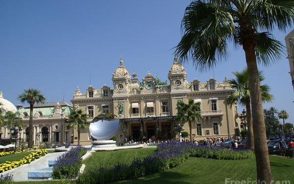 Estate in Costa Azzurra e Provenza