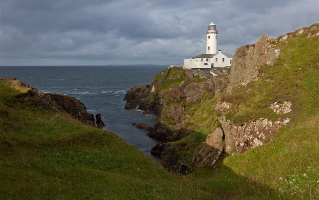 A caccia di fari in Irlanda. E poi Londra.