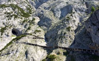 Austria on the road