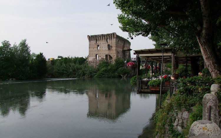 Sotto al lago di Garda...