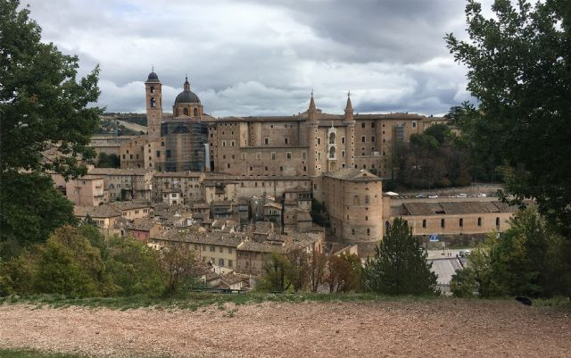 A spasso per Toscana e Marche tra borghi e castell