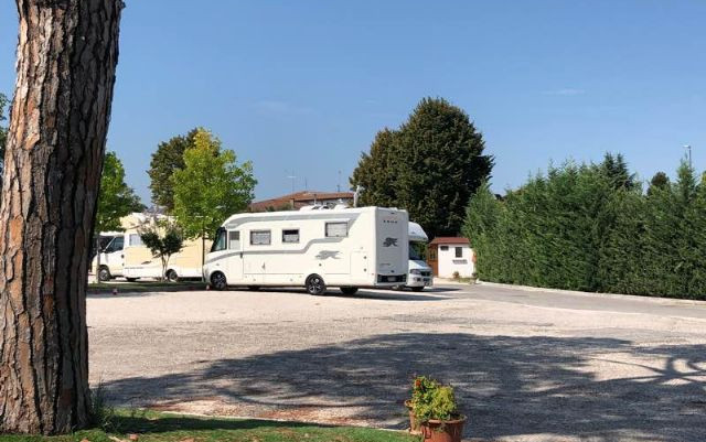Area camper Peschiera
