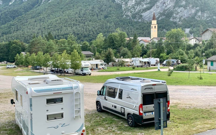 Area sosta camper Cimolais