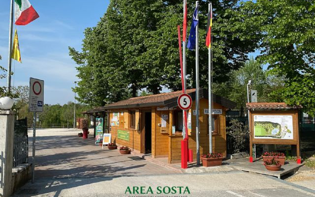 Area sosta camperisti Monzambano