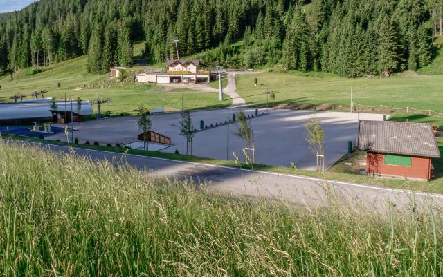 Area Sosta Camper Malga Ces